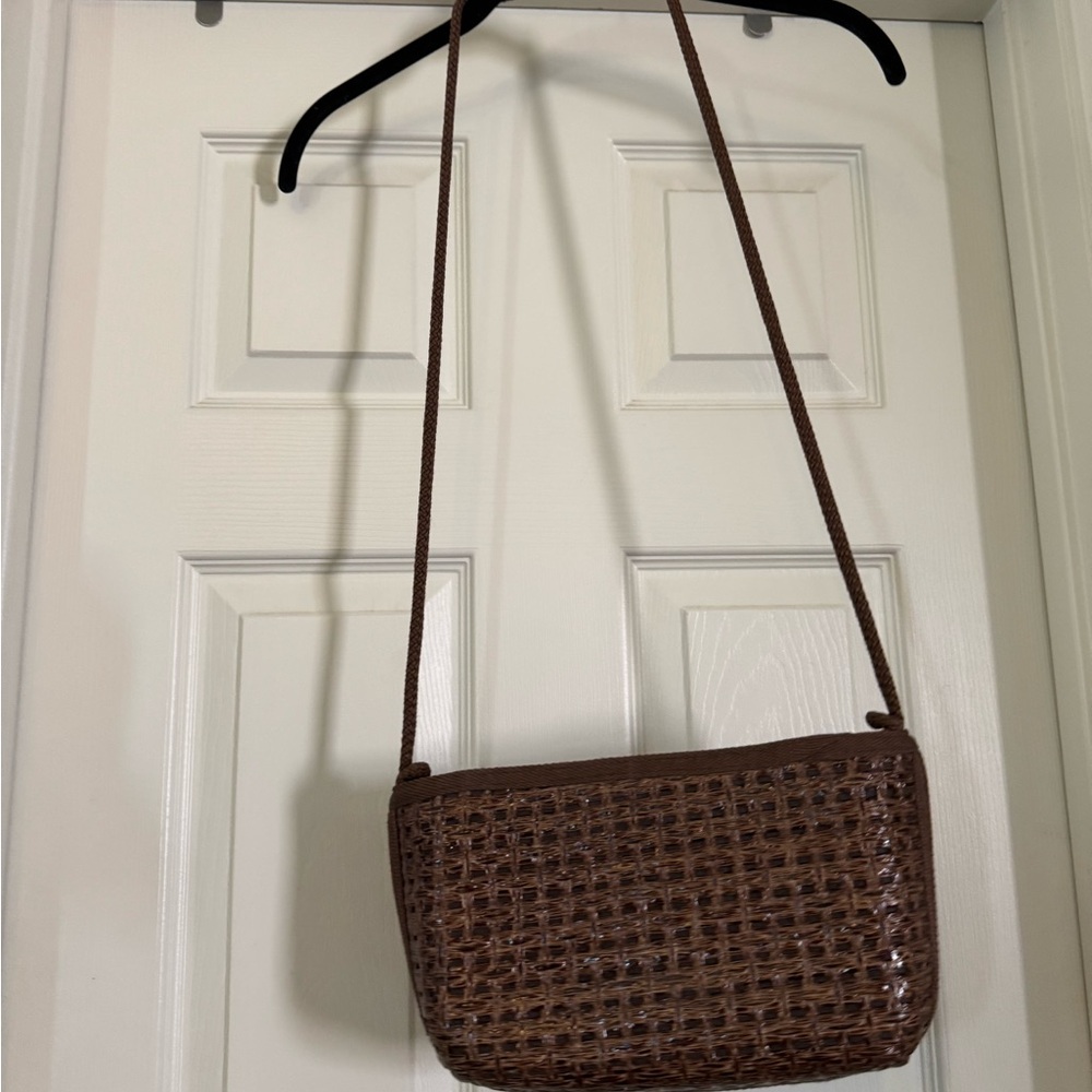 Sophisticated Brown Woven Crossbody Bag with Adjustable Strap